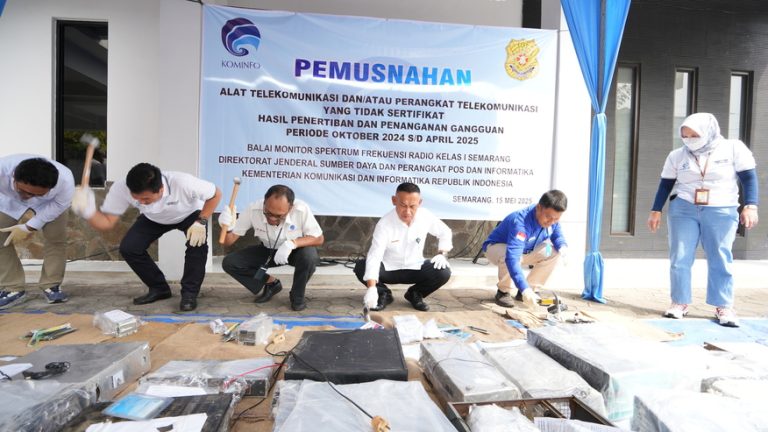 Tegaskan Komitmen Tertib Frekuensi, Balmon Semarang Selenggarakan Pemusnahan
